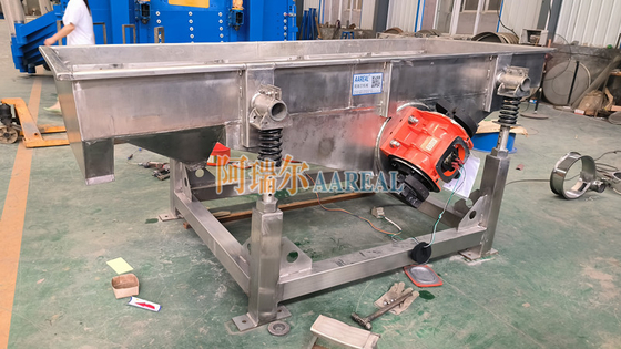 1000*2500mm Ayarlanabilir Köşeli Paslanmaz Çelik 304 Buz Küpleri için Doğrusal titreşimli Sivil