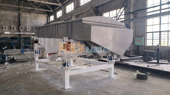 1800*4500mm 3 Decks Paslanmaz Çelik Otlar için Doğrusal titreşimli ekran