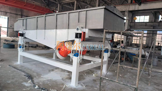 1800*4500mm 3 Decks Paslanmaz Çelik Otlar için Doğrusal titreşimli ekran