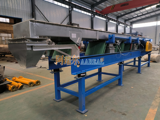600mm*8000mm paslanmaz çelik yapraklı yay tuz taşımak için eksantrik titreşimli taşıyıcı