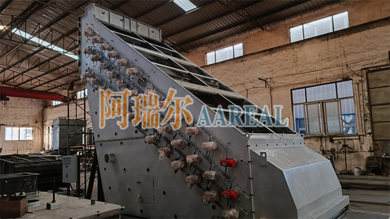 1 ~ 2 Güverte 2000 * 5000mm Büyük Kapasite Yüksek Frekanslı Ekran titreşimli Sivil Tarama Makineleri NPK Kimyasal Gübre için Yüksek Hızlı titreşimli 3000 ~ 3600 RPM