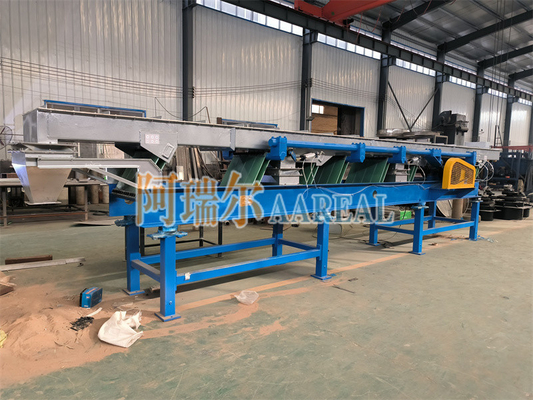 Uzun mesafe 600 mm genişlik Stainless Steel 304 Yaprak Bahçesi Eksantrik Dengeli titreşimli taşıyıcı saatte 25 ton tuz taşımak için