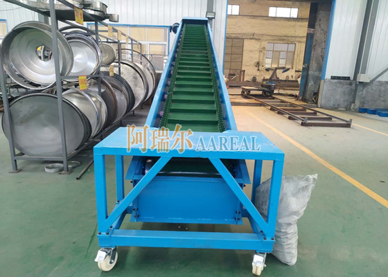 1400mm tırmanma etekleri blok şeker için endüstriyel kemer taşıyıcıları