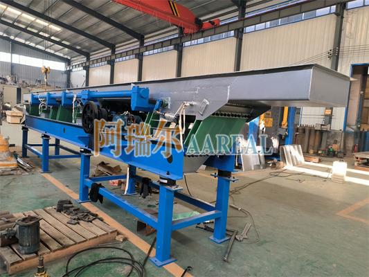 Uzun mesafe 600 mm genişlik Stainless Steel 304 Yaprak Bahçesi Eksantrik Dengeli titreşimli taşıyıcı saatte 25 ton tuz taşımak için