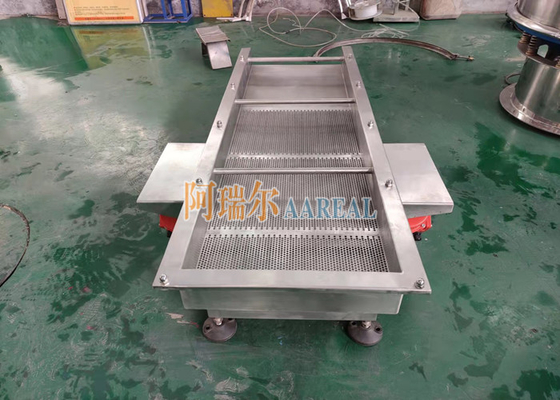 450*1500mm Gıda Sınıfı Paslanmaz Çelik Doğrusal titreşimli ekran Siyah Soya Fasulyesi için